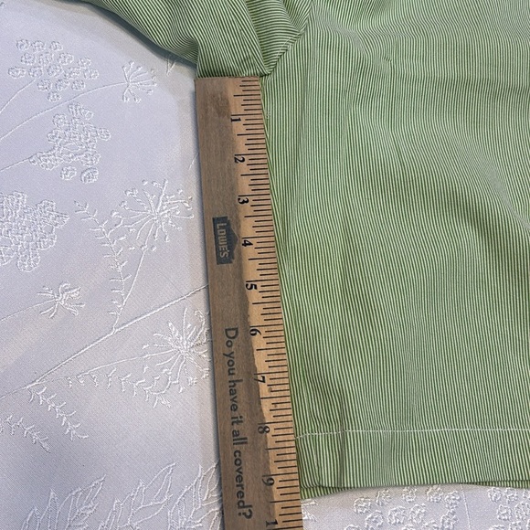 Vineyard Vines Biscayne Shorts size 38 - Picture 4 of 5